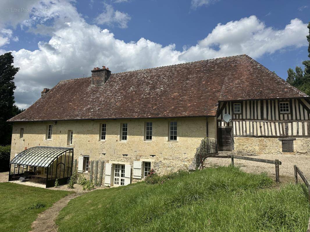 Maison à PONT-L'EVEQUE