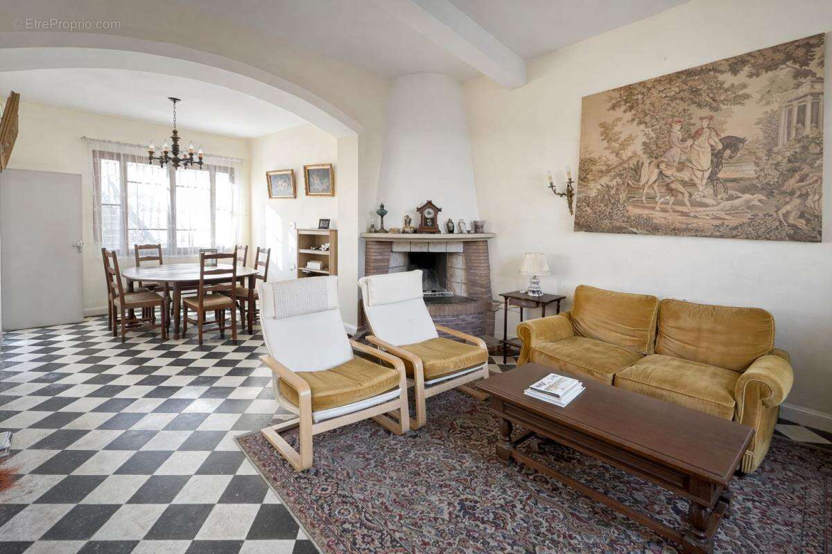 Maison à PUISSERGUIER