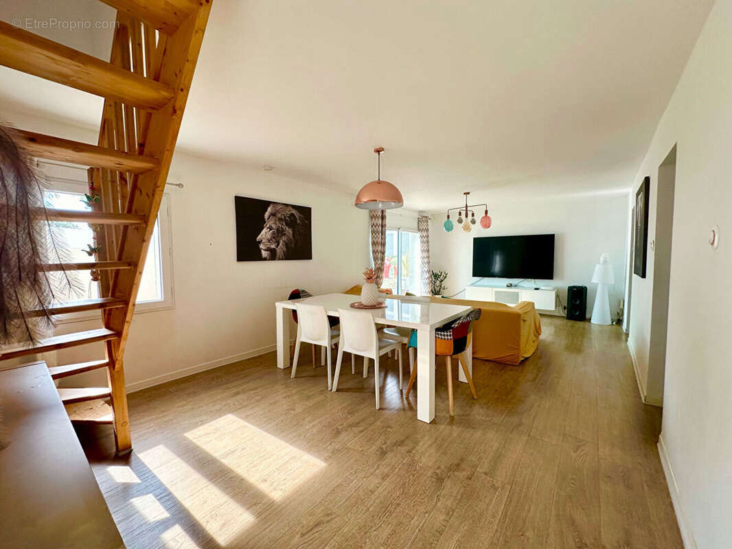 Maison à SEPTEMES-LES-VALLONS