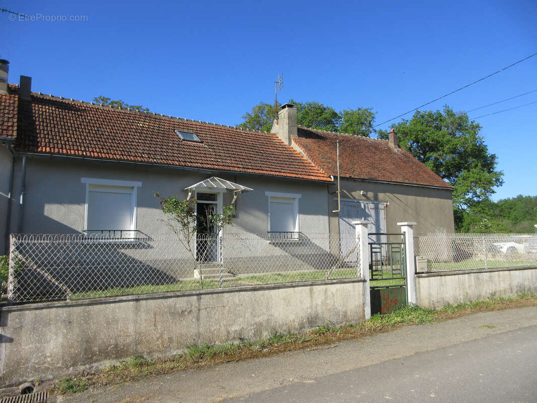 Maison à PRISSAC