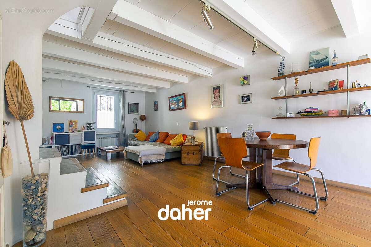 Maison à MARSEILLE-6E