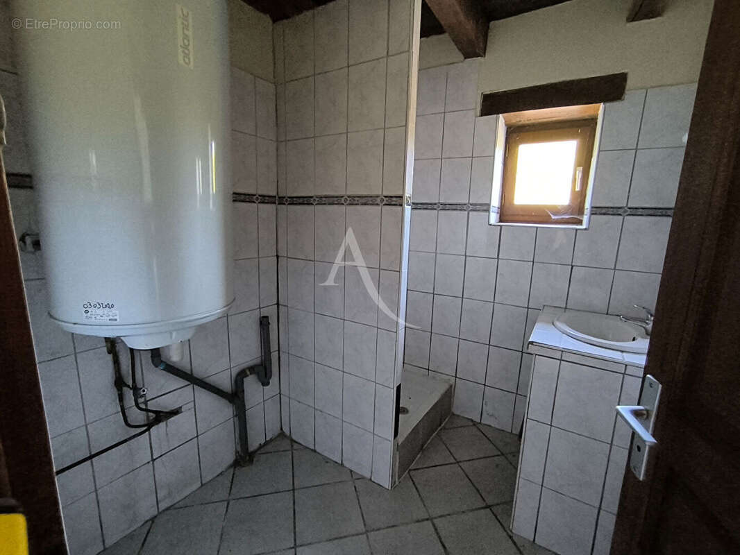 Maisons en pierre : 2 logements et 1 grange avec jardin à 10 minutes de Prayssac - photo 12