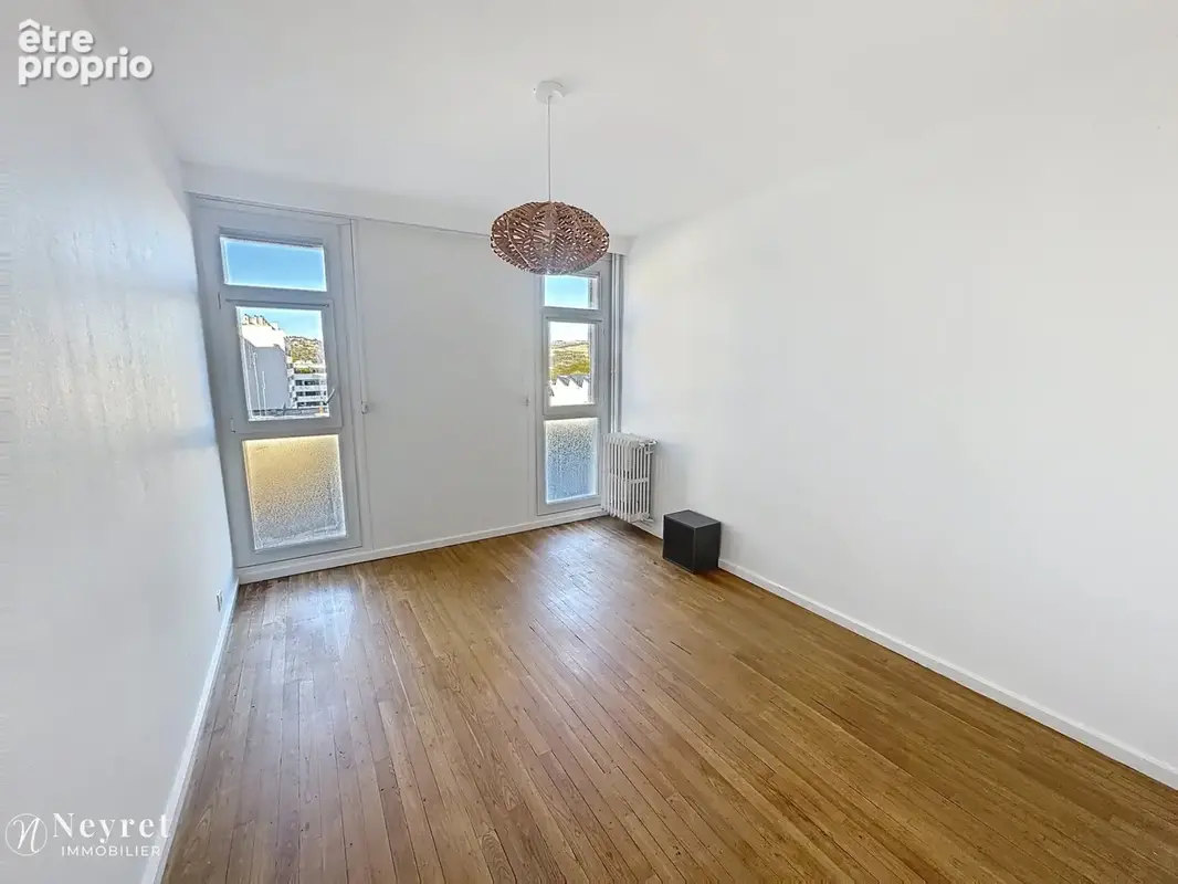 bergson / axe du tram t4 87m2 balcon - photo 7