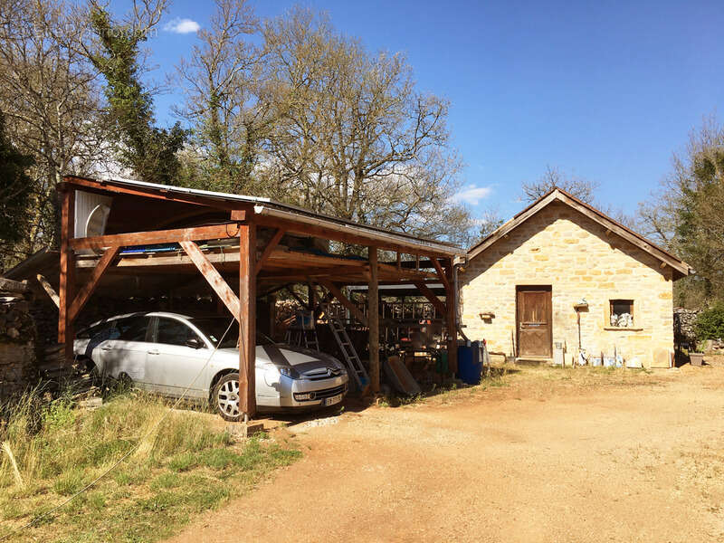 Maison à LIMOGNE-EN-QUERCY