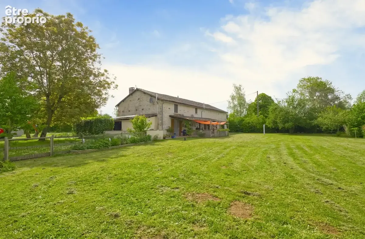 Superbe grande maison en pierre de 5 chambres avec piscine chauffée - photo 18