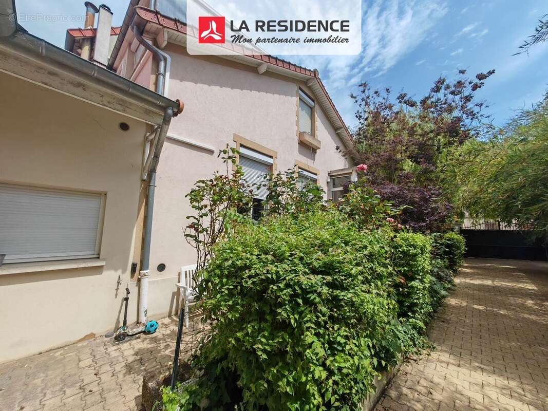 Maison 170 m² à Pierrefitte-Sur-Seine  - photo 9