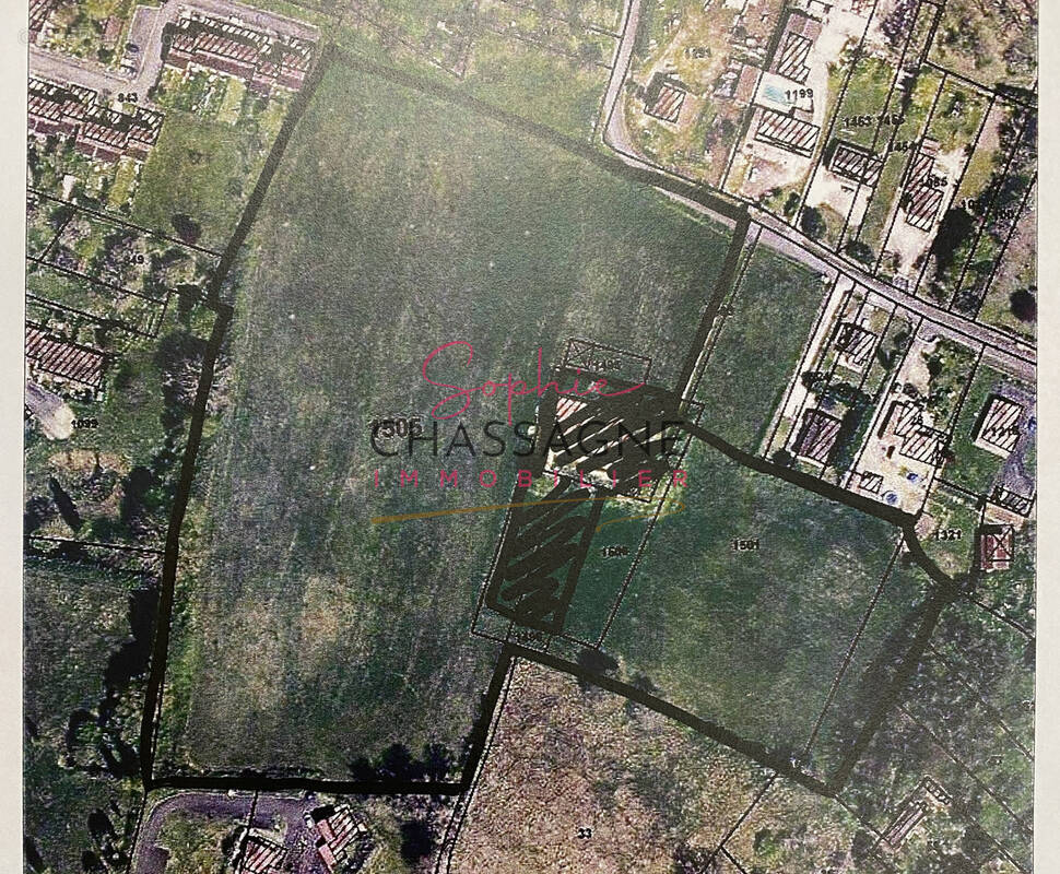 Terrain à MONTGUYON