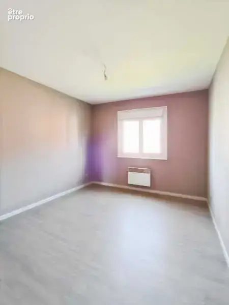 Appartement 83 m² à Mezire  - photo 5