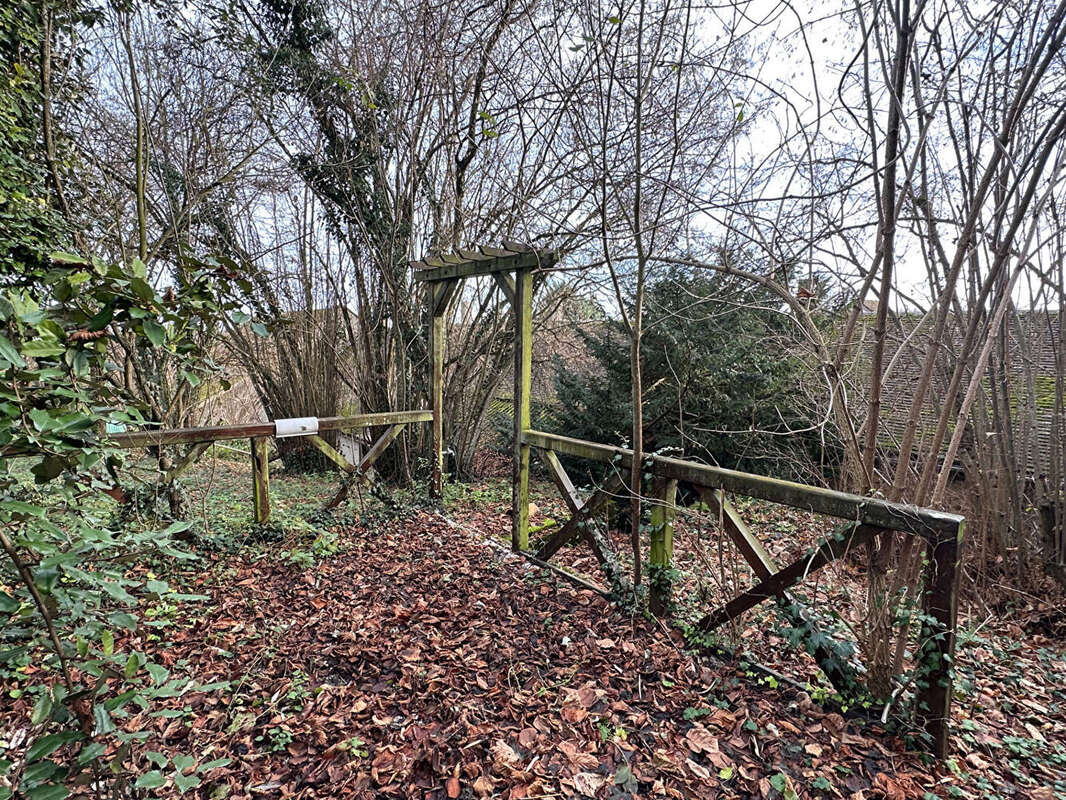 Autre à COURCELLES-EN-BASSEE