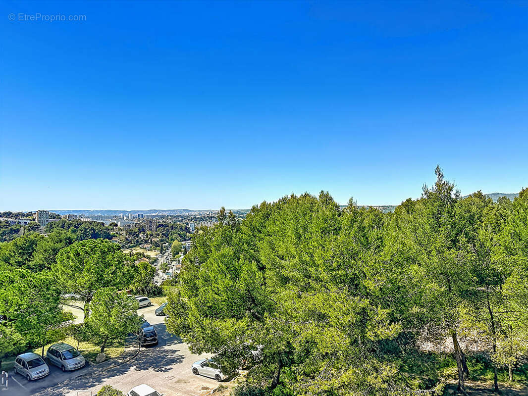 Appartement à MARSEILLE-13E