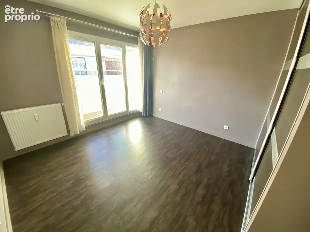 CLERMONT-FERRAND / Appartement à vendre avec garage et balcon Quartier "Les Salins" ! - photo 11