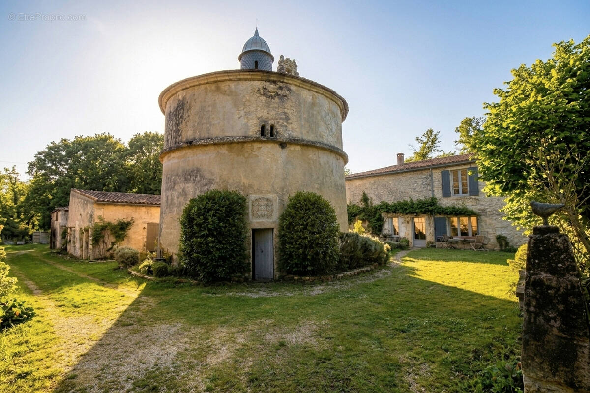 Maison à MAZERAY