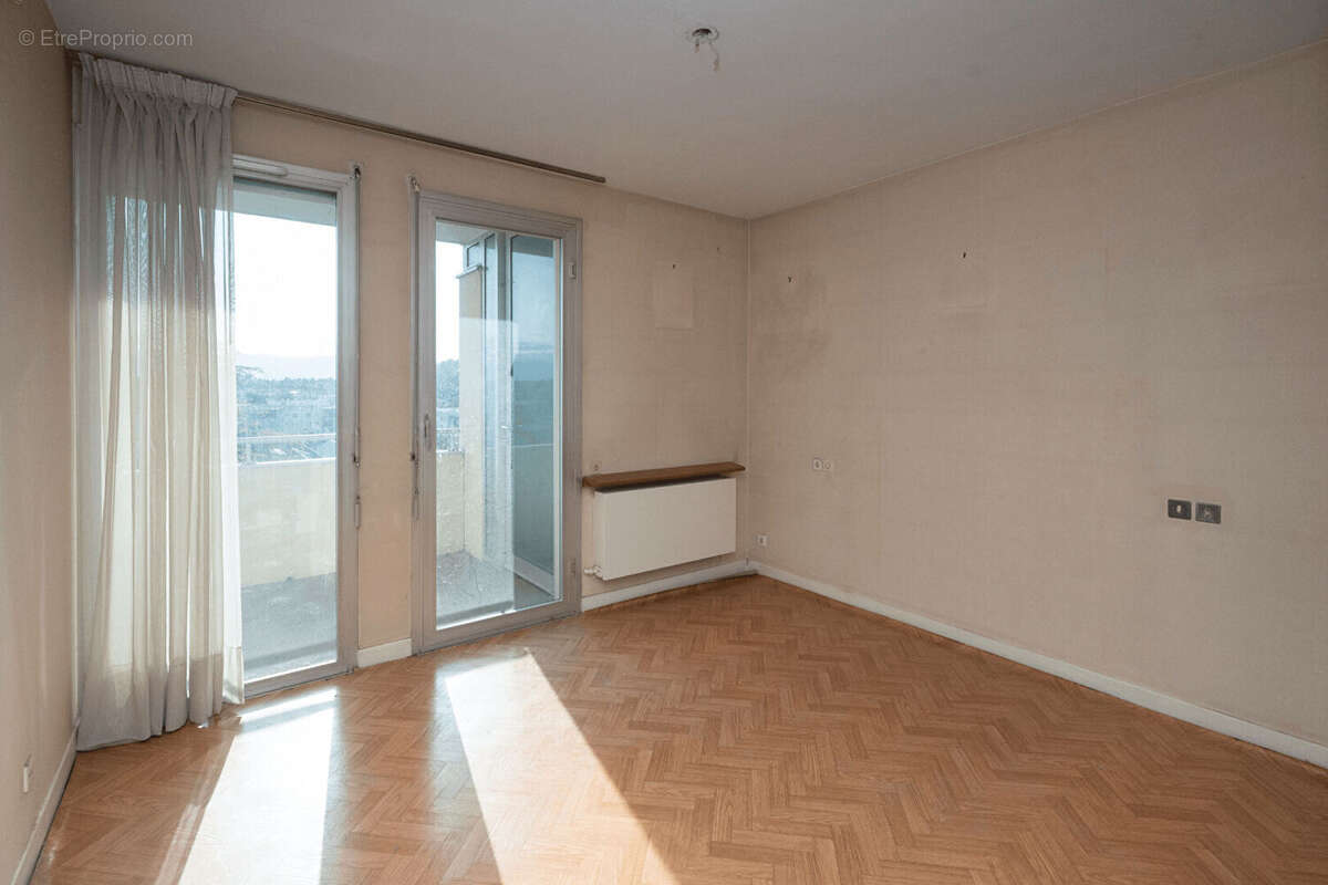 Appartement à VALENCE