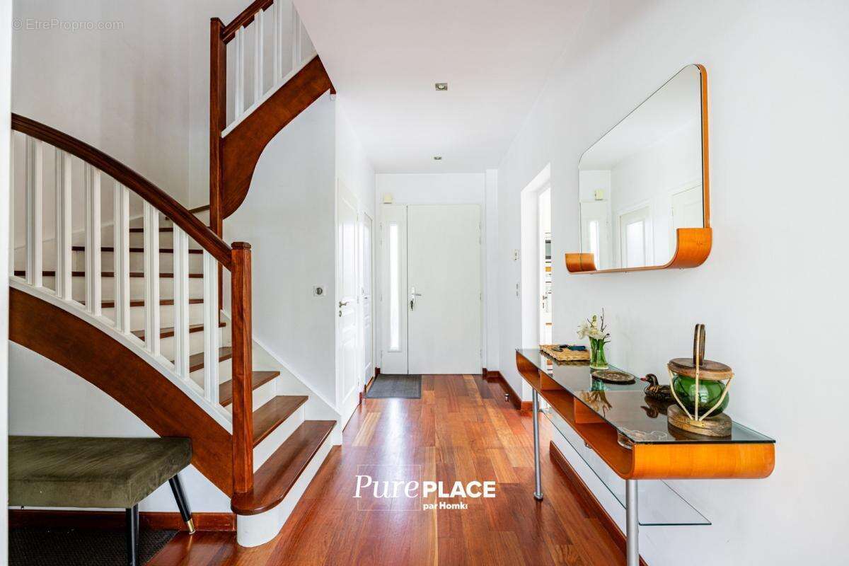 Maison à RUEIL-MALMAISON