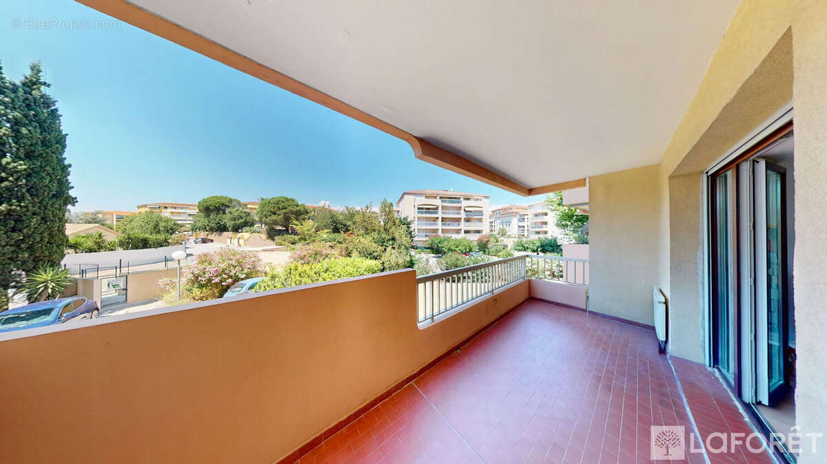 Appartement à FREJUS