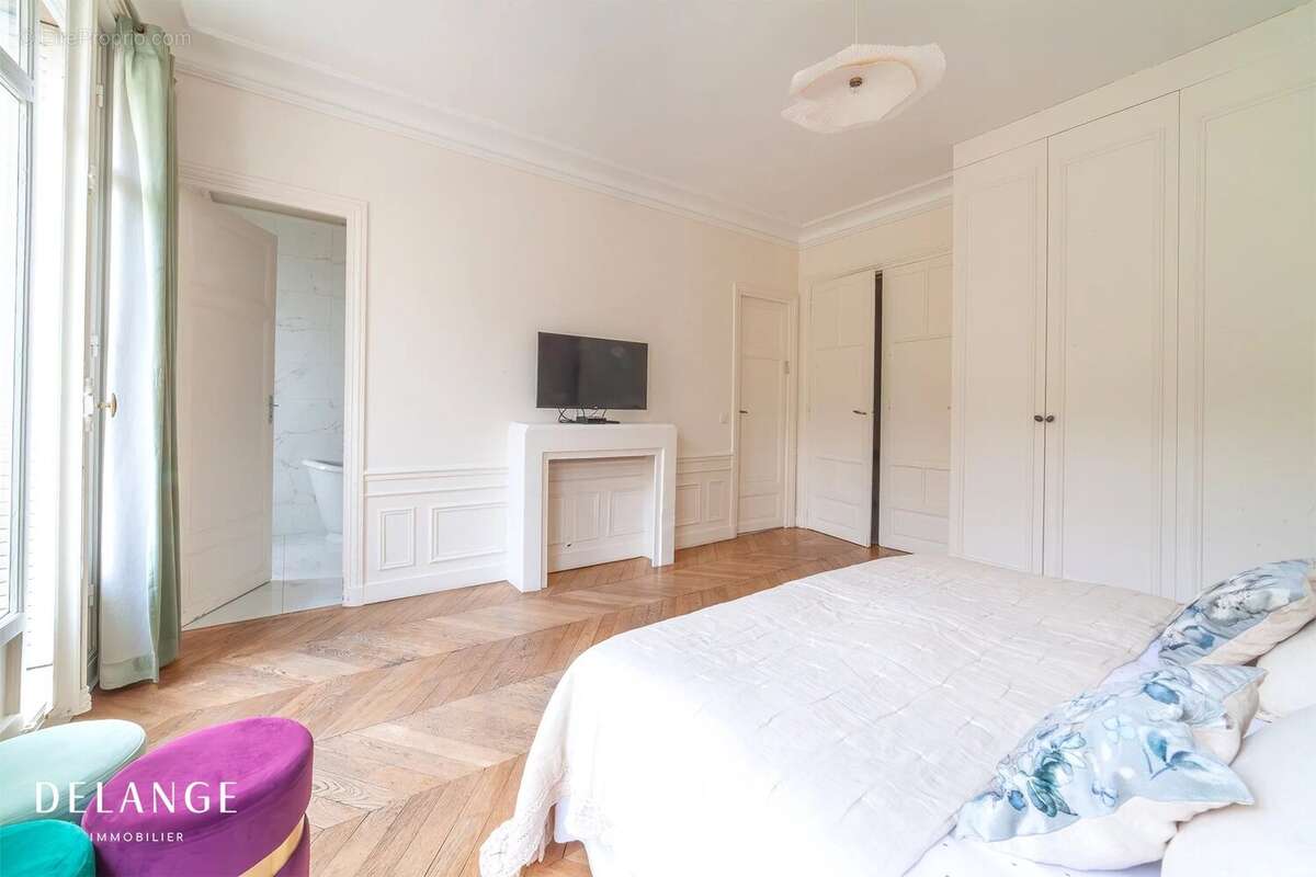 Appartement à PARIS-19E
