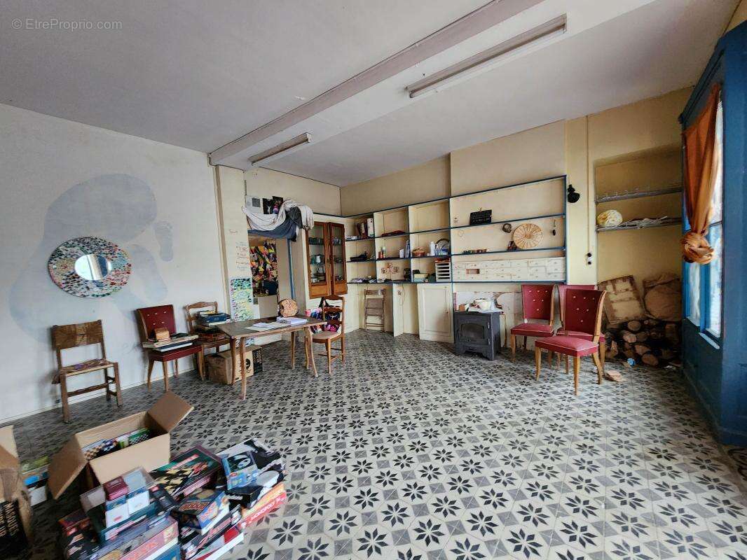 Appartement à DROUE