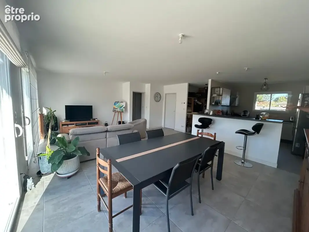 Photo Maison à Peujard au prix de 347 000€