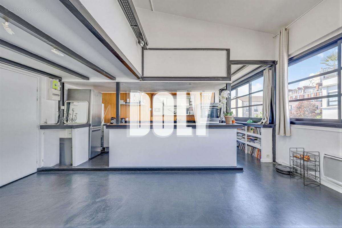 Appartement à IVRY-SUR-SEINE