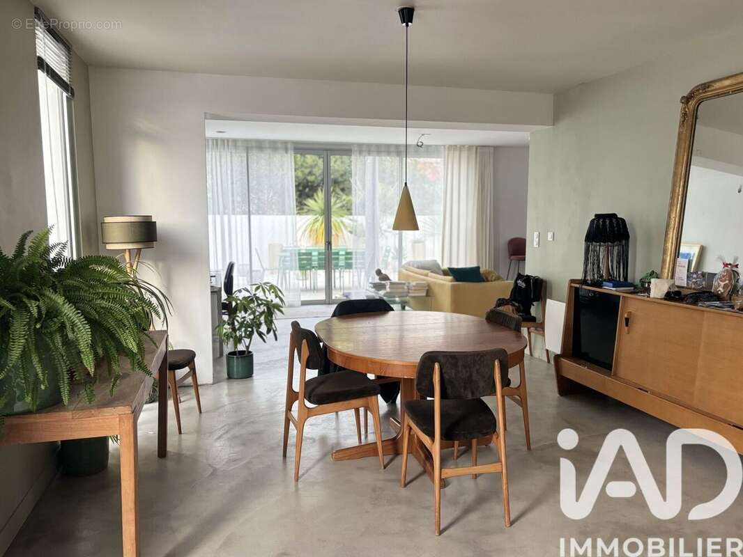 Photo 2 - Maison à LA ROCHELLE