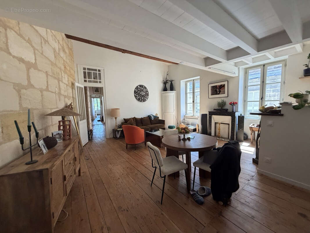 Appartement à BORDEAUX