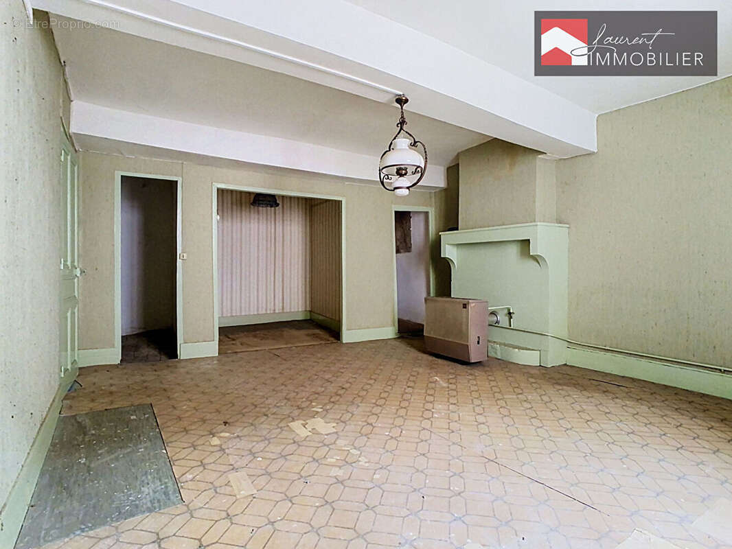 TOURNUS centre - A vendre Maison de ville avec fort potentiel - photo 7