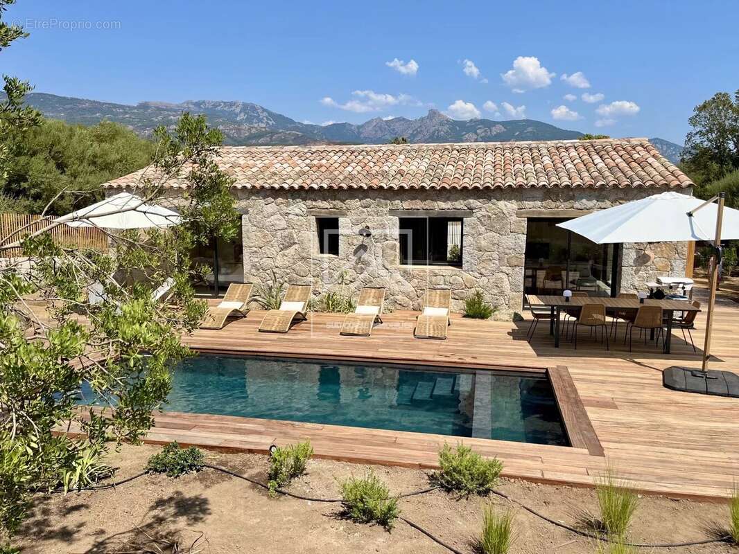 Maison à PORTO-VECCHIO