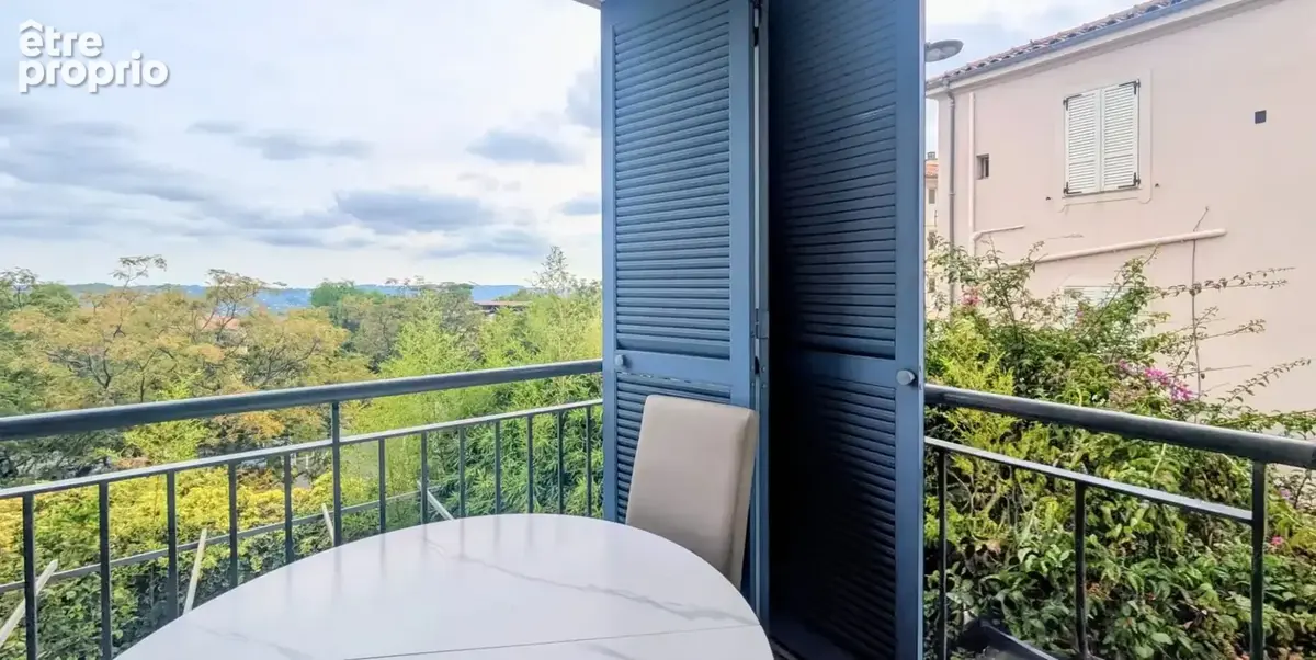 Grasse – T3 de 69 m² en très bon état, terrasse sud-est, ascenseur et parking privatif - photo 7