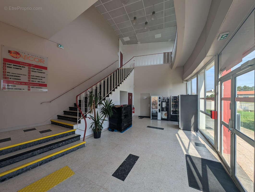 Commerce à COLOMIERS