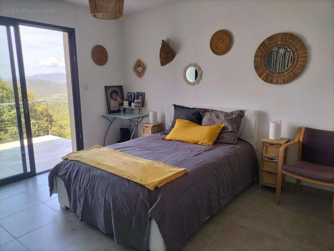 Maison à ECCICA-SUARELLA