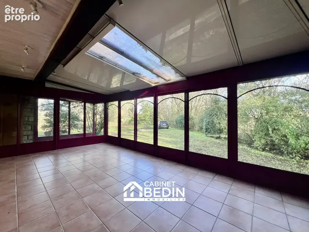 Maison 9 pièces 226 m² à vendre à Saint-Loubes (33450) - photo 3