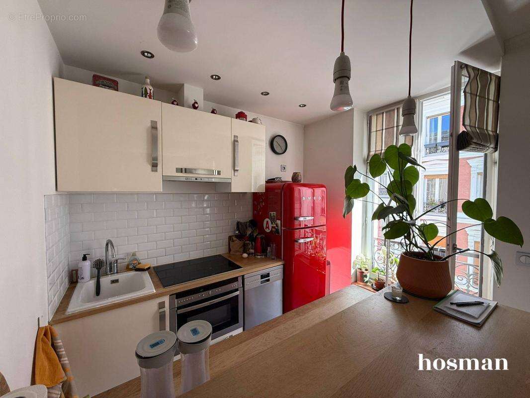 Appartement à PARIS-18E