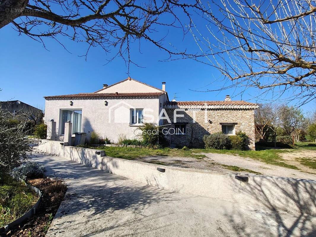 Photo 1 - Maison à LES PLANS