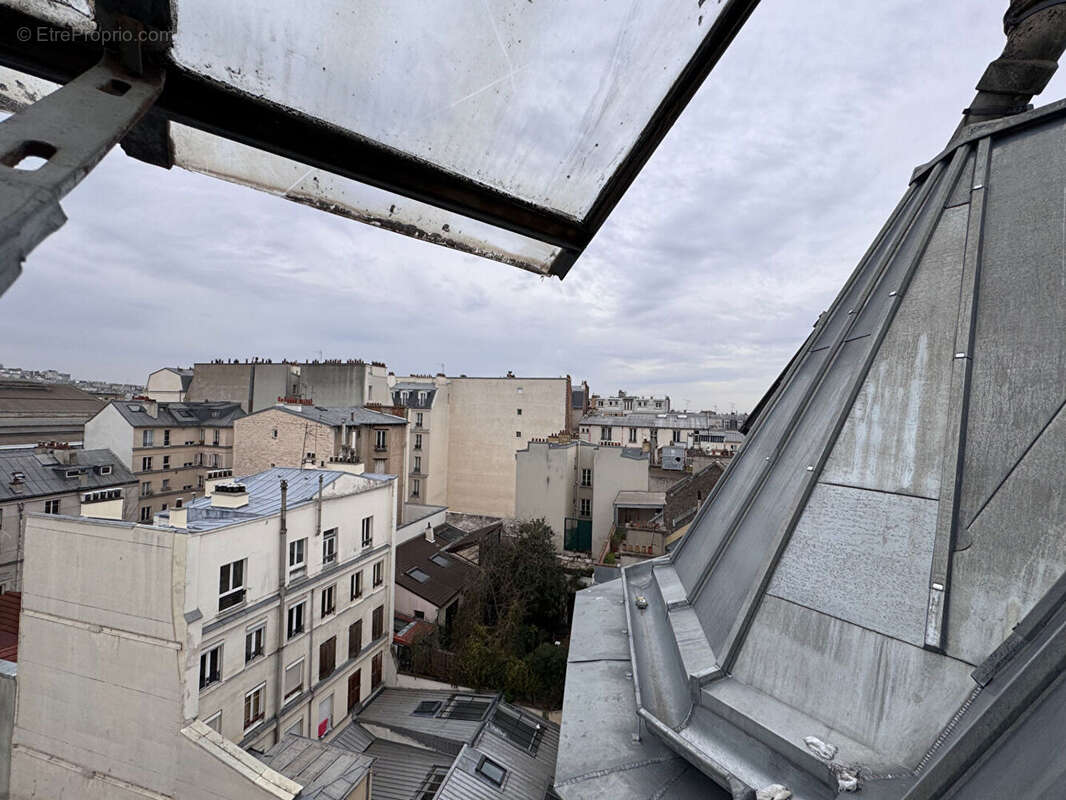 Appartement à PARIS-10E