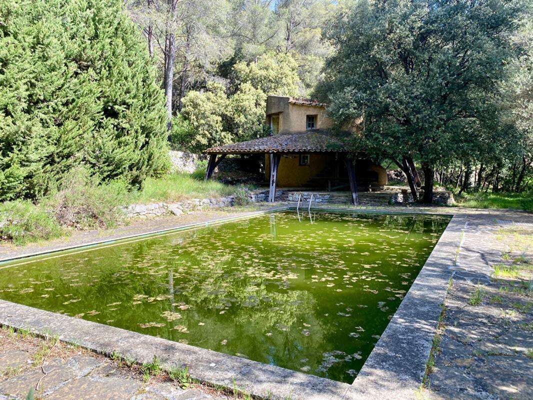 Maison Le Revest Les Eaux 10 pièce(s) 399 m2 - photo 6