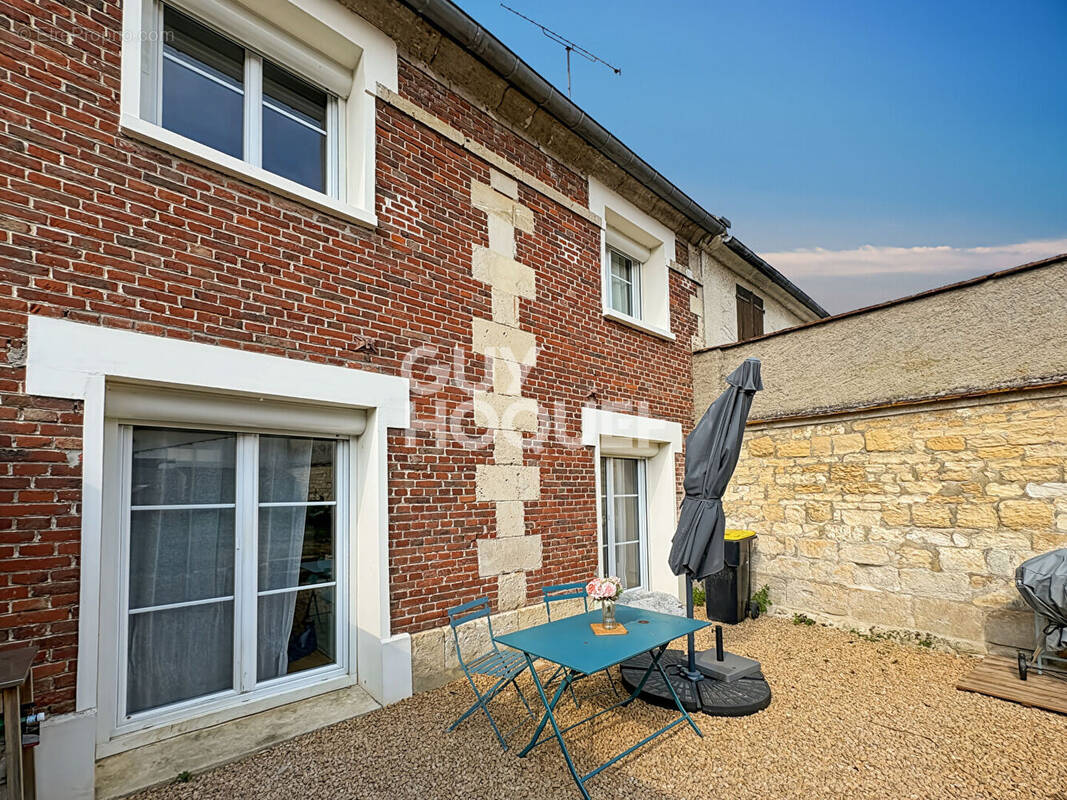 Maison à REMY