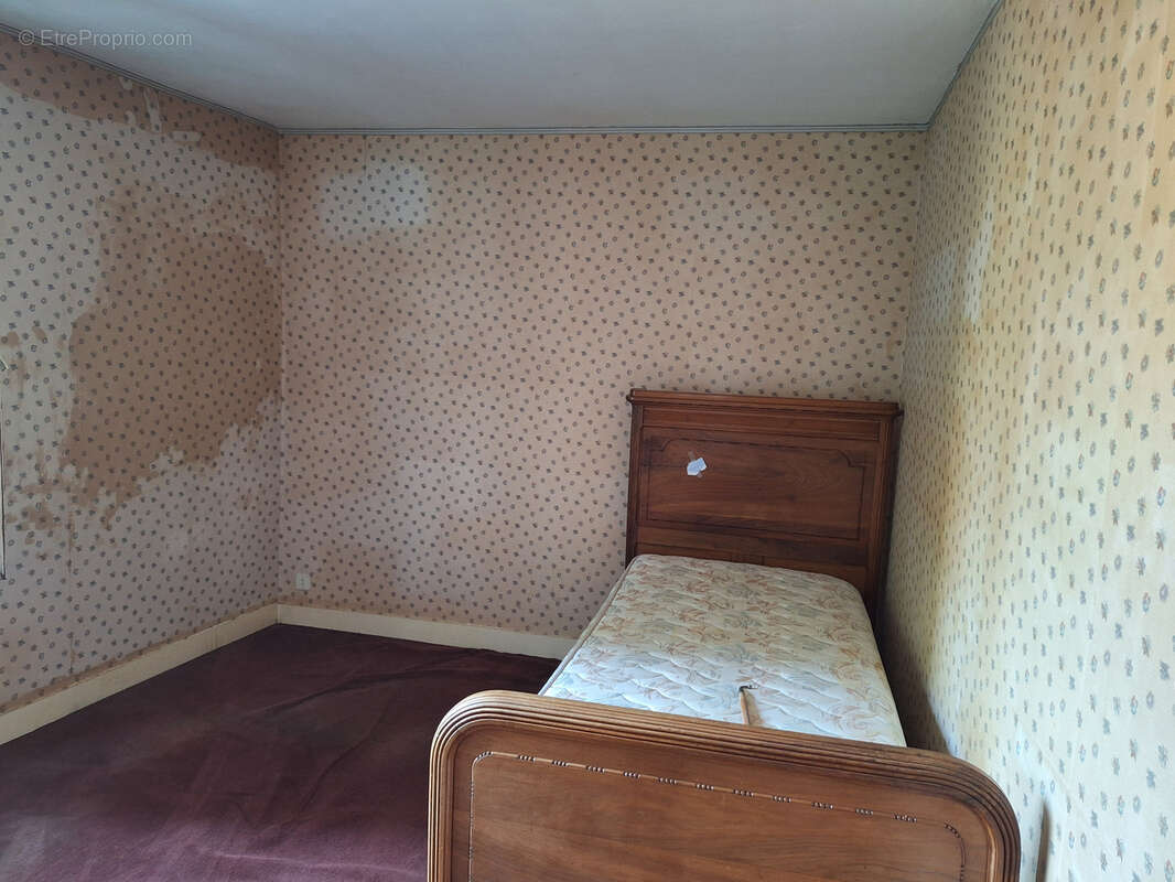 Maison à GRAND-BRASSAC