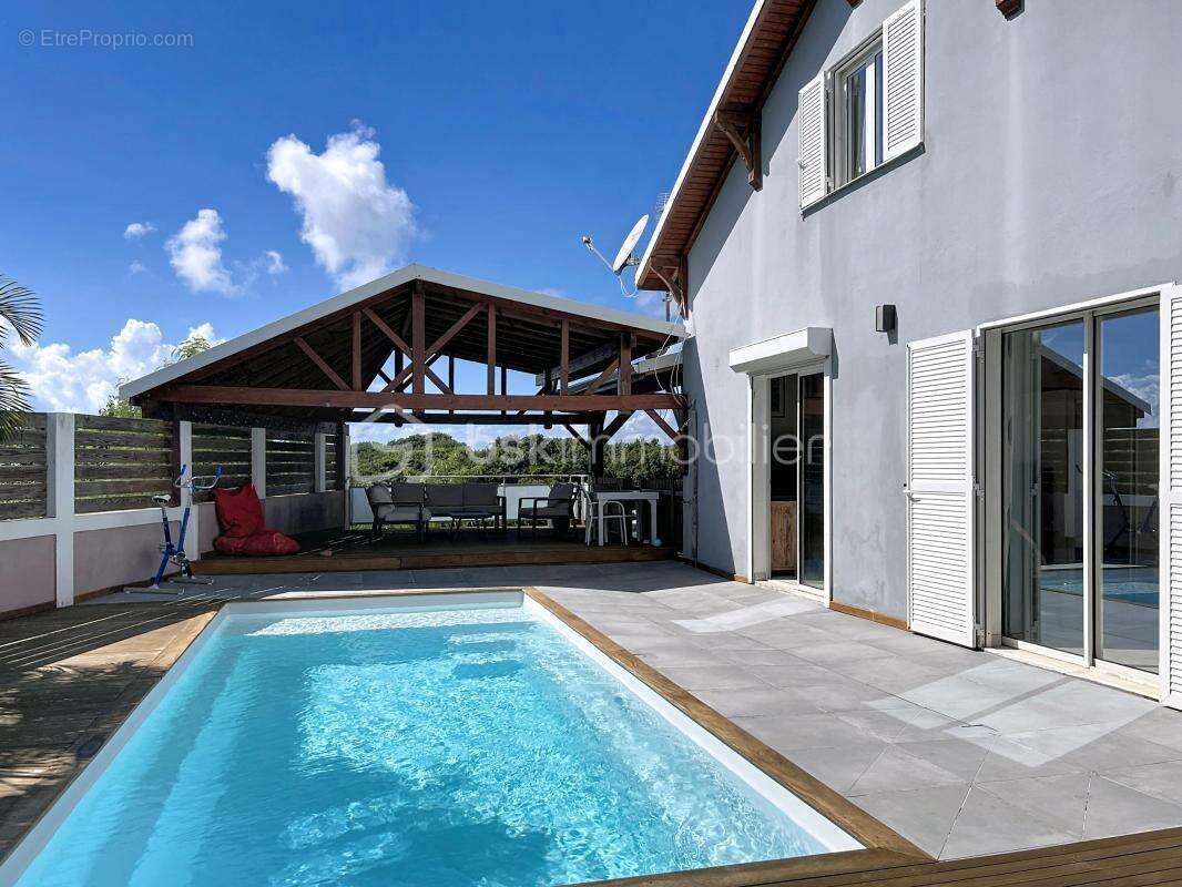 Ensemble immobilier villa et ses deux locatifs vue mer - photo 24