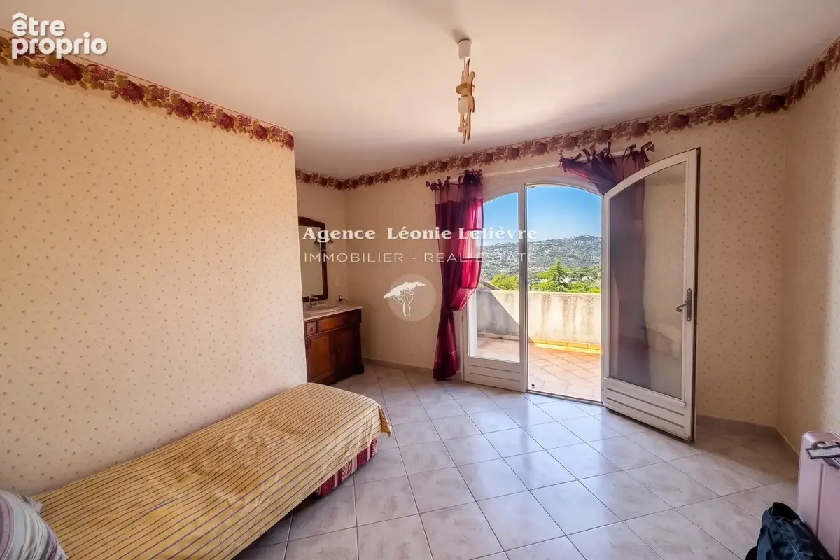 Maison 6 pièces 186 m² à vendre à Les Issambres (83380) - photo 9