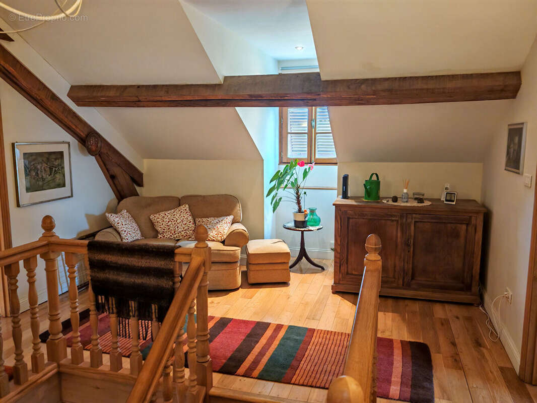 Maison à SAINT-JULIEN-LE-PELERIN