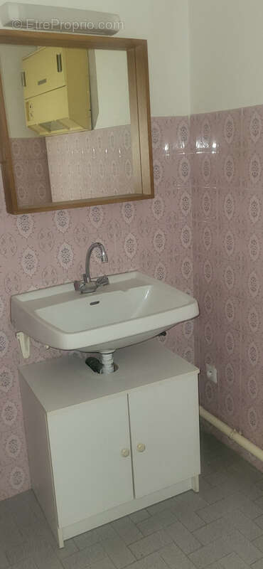 Appartement à MARSEILLE-5E