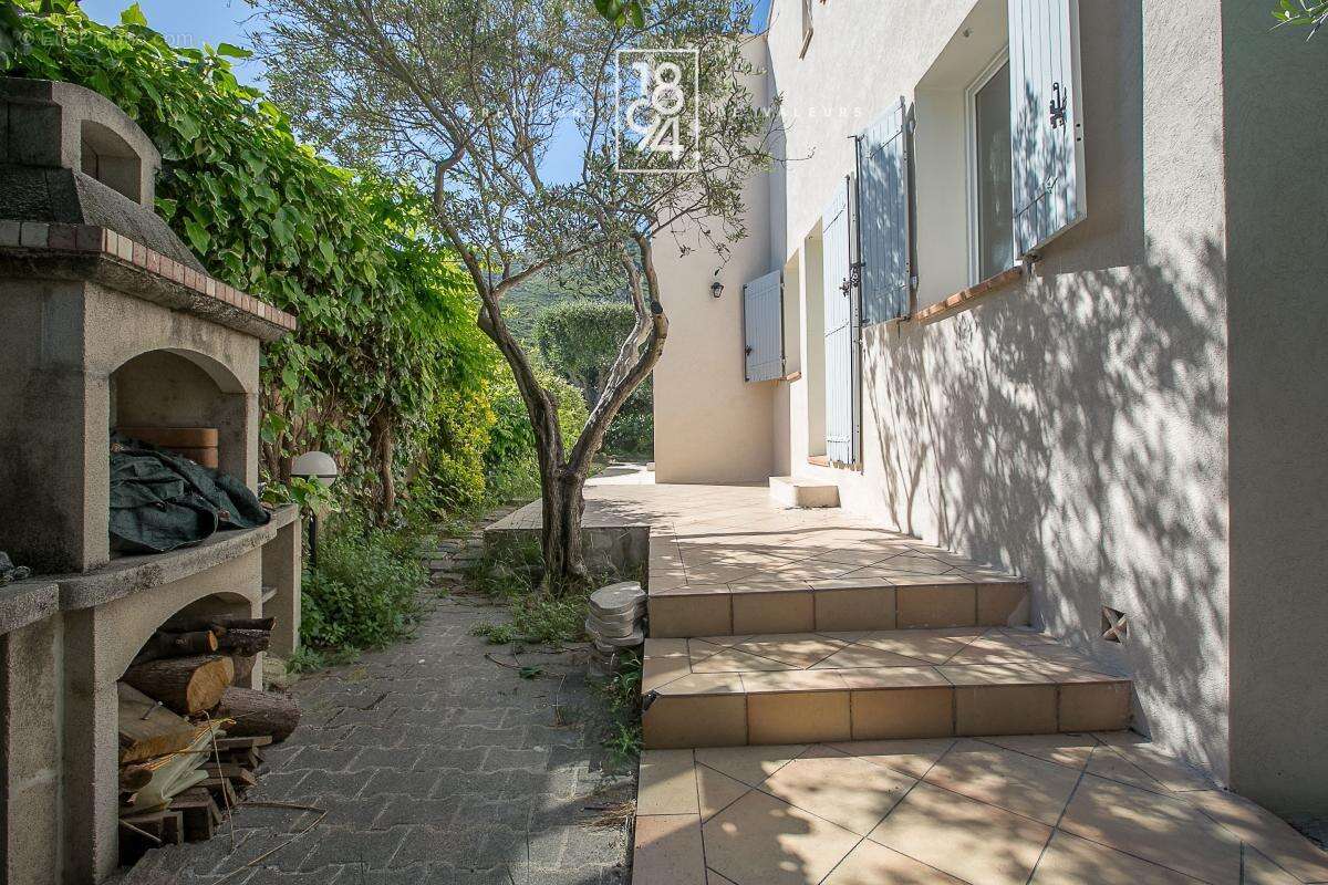Maison à MARSEILLE-10E