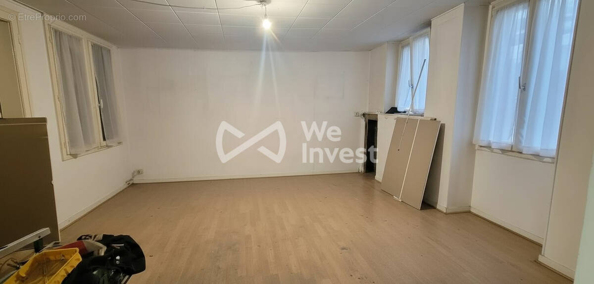 Commerce à WASSELONNE