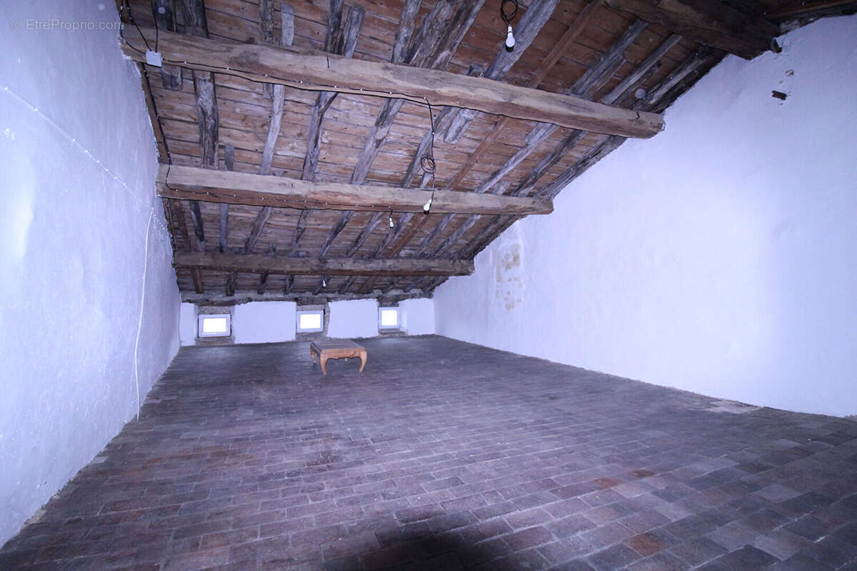 Maison à SAINT-AMOUR