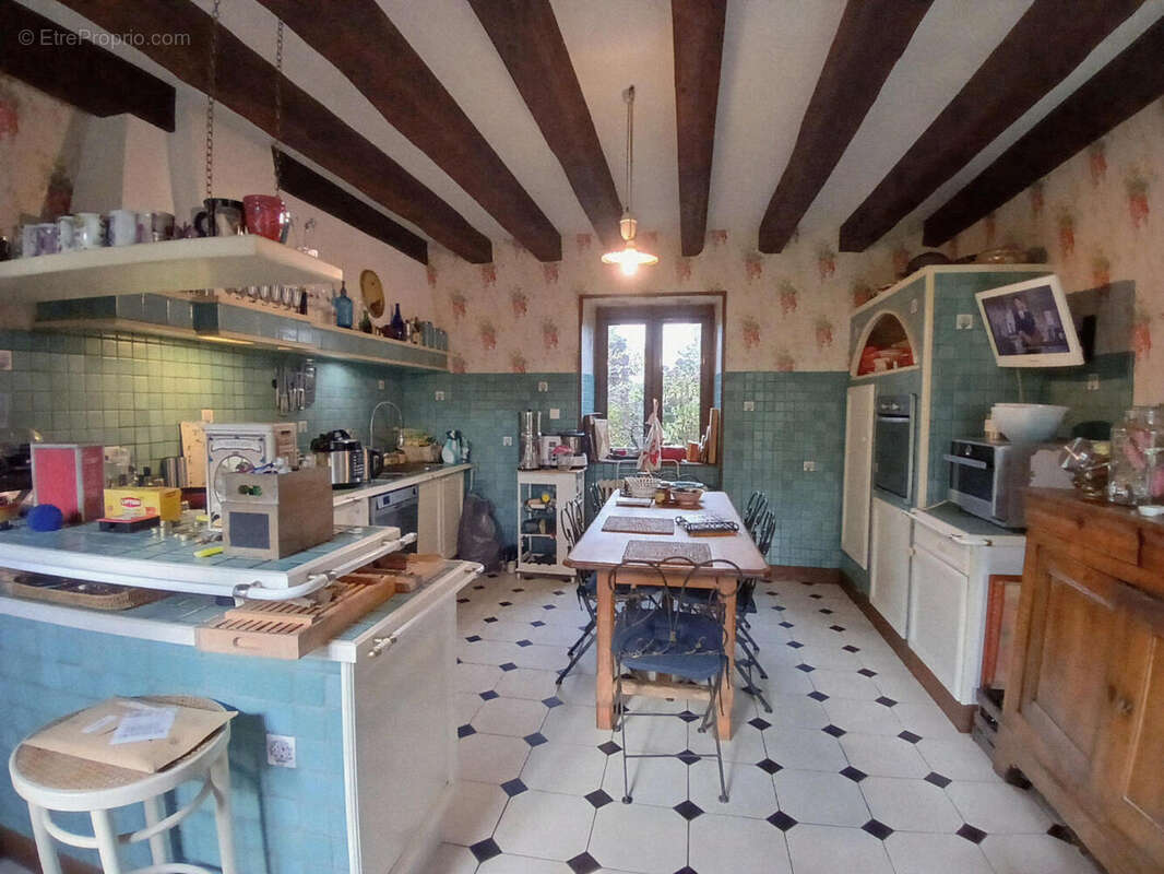 20251031_150600 - Maison à SAINT-PRIEST-LES-FOUGERES