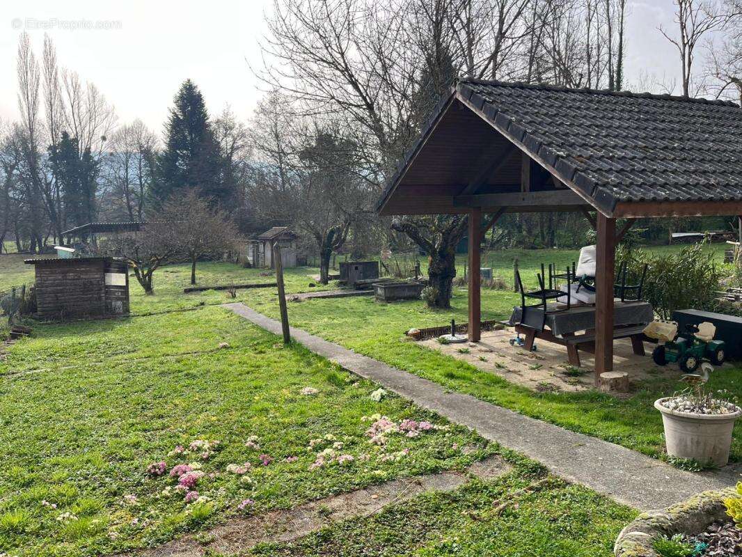Appartement à ALBENS