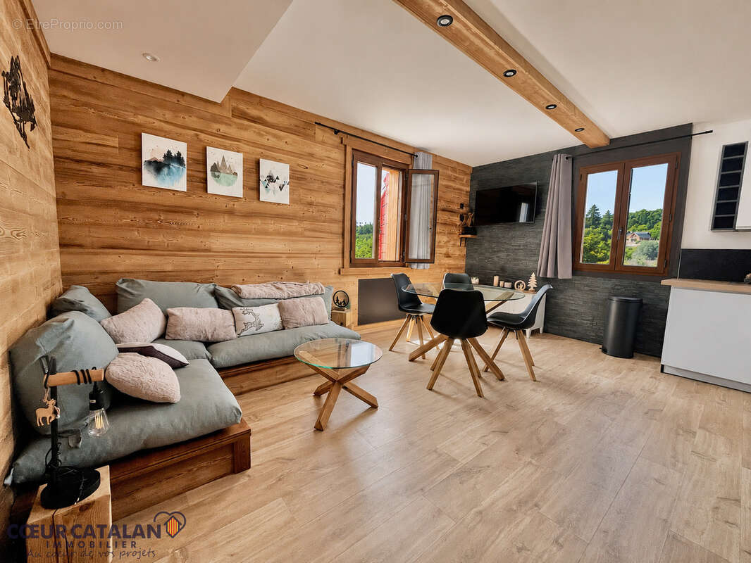 Appartement à FORMIGUERES