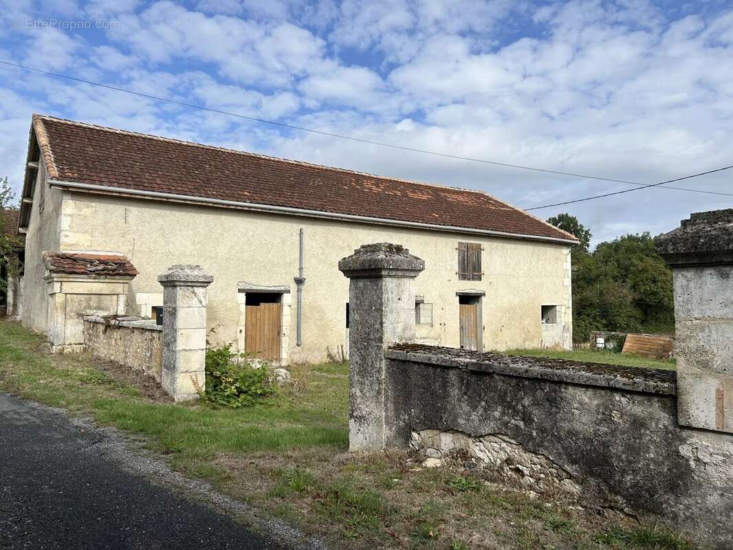 Maison à VERTEILLAC