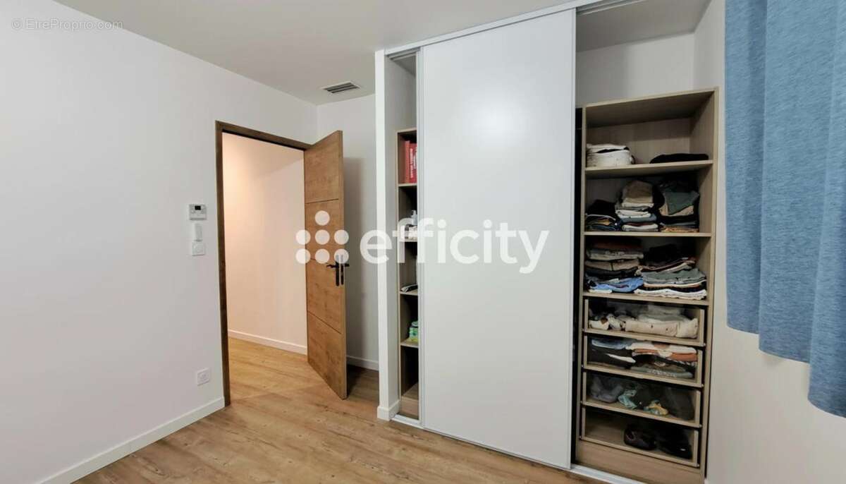 Maison 150 m² à Artigueloutan  - photo 24