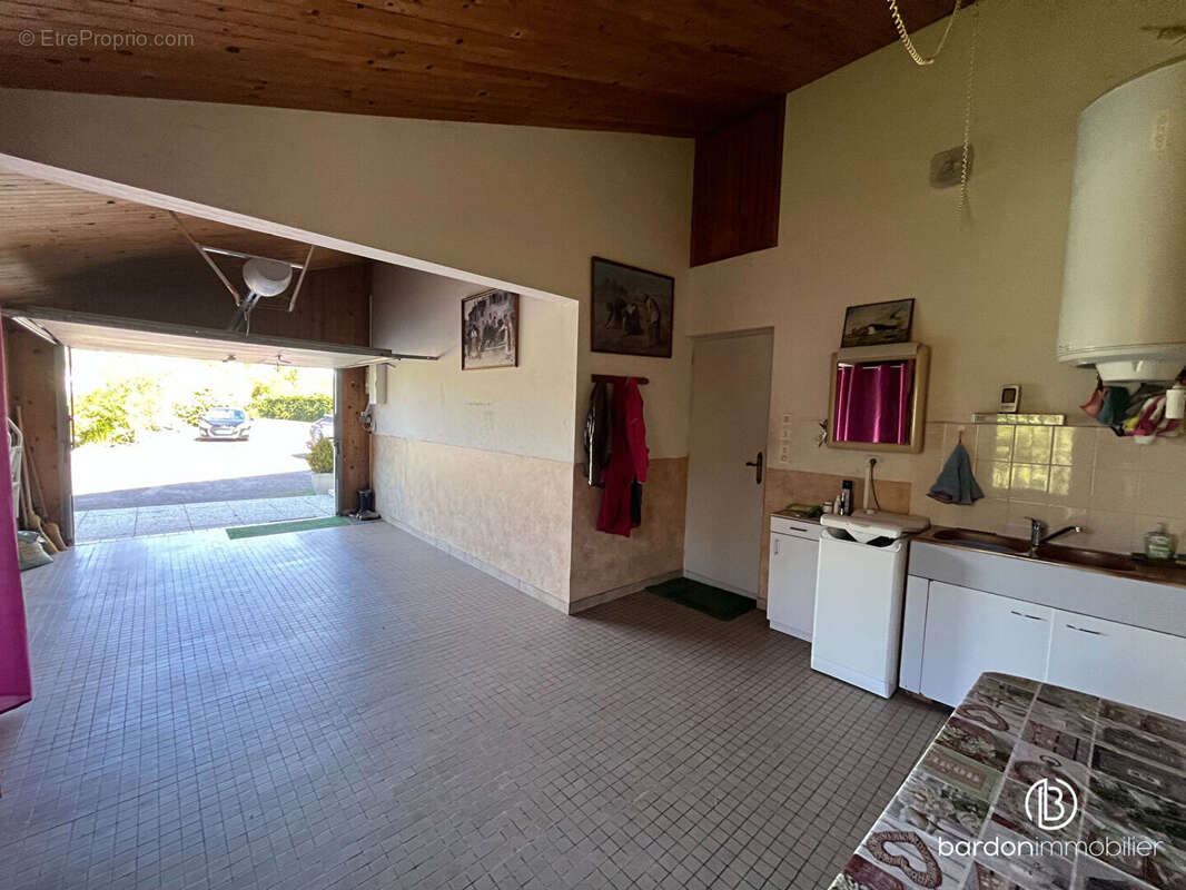 Maison à LE PERRIER